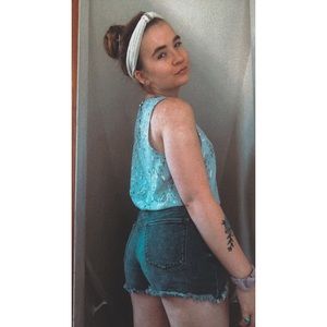 Meet your Posher, Amaya